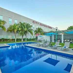 Hotel apartamentowy Express By Marriott ****